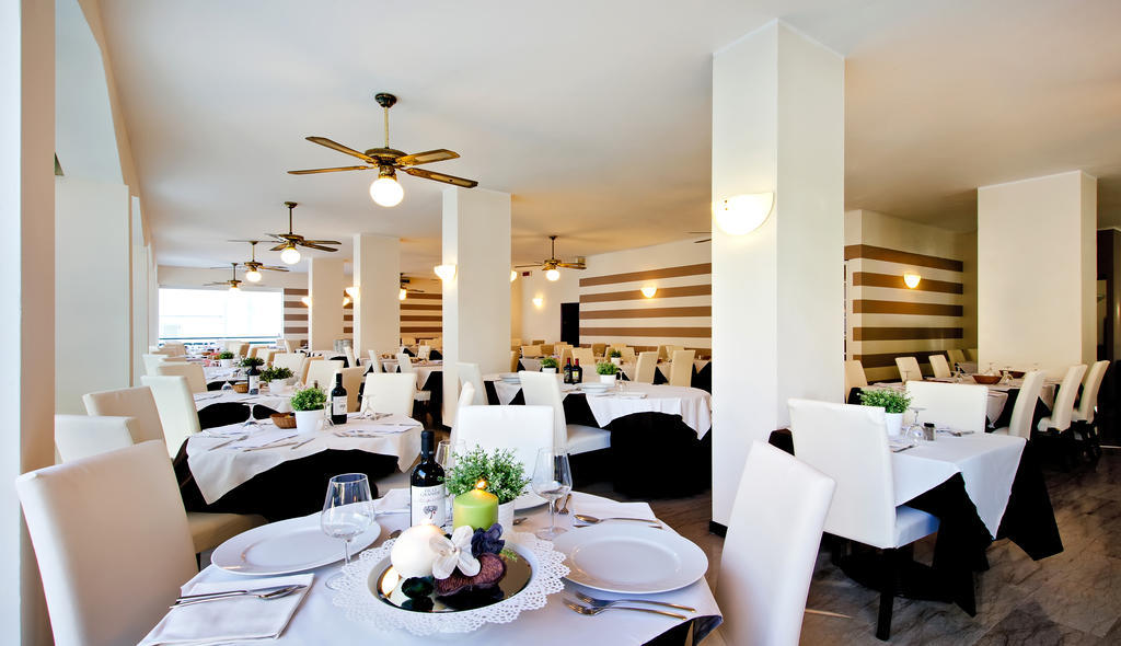 Hotel Esplanade Rimini Eksteriør billede