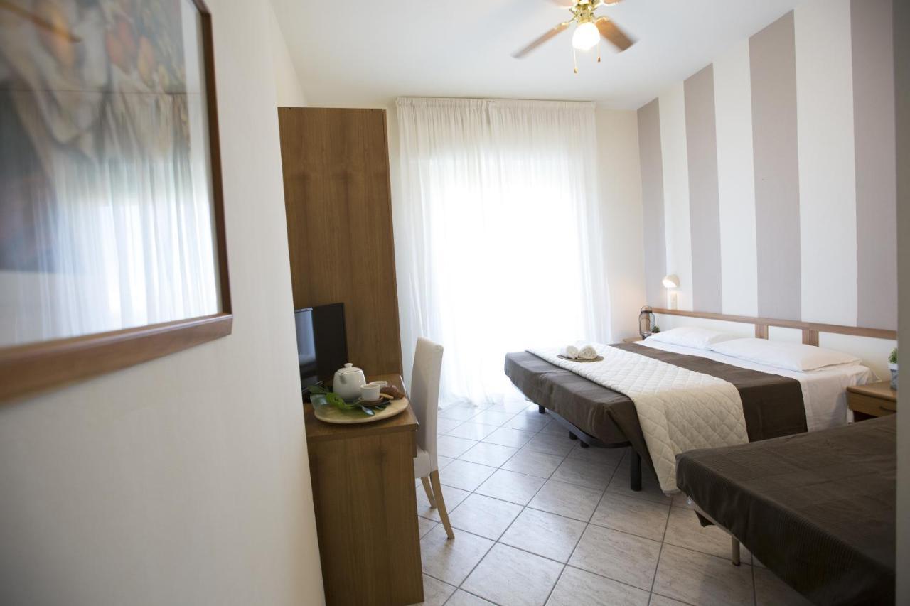 Hotel Esplanade Rimini Eksteriør billede